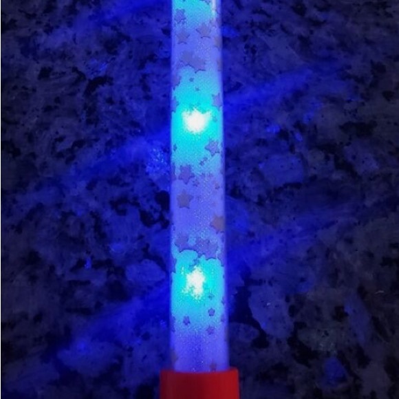 DISNEY PARKS MICKEY BALLOON LIGHT-UP WAND NEW WITH PROTECTIVE COVER AND TAGS - Picture 11 of 11